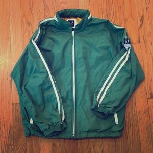 🍀Gap Kids Green windbreaker with stowaway hood